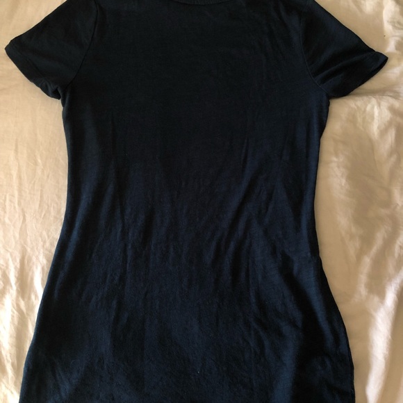 t-shirt - Picture 3 of 4